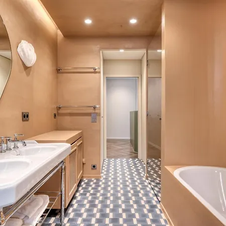 Apartament 80m2 Center Of Paris, Absolute Calm